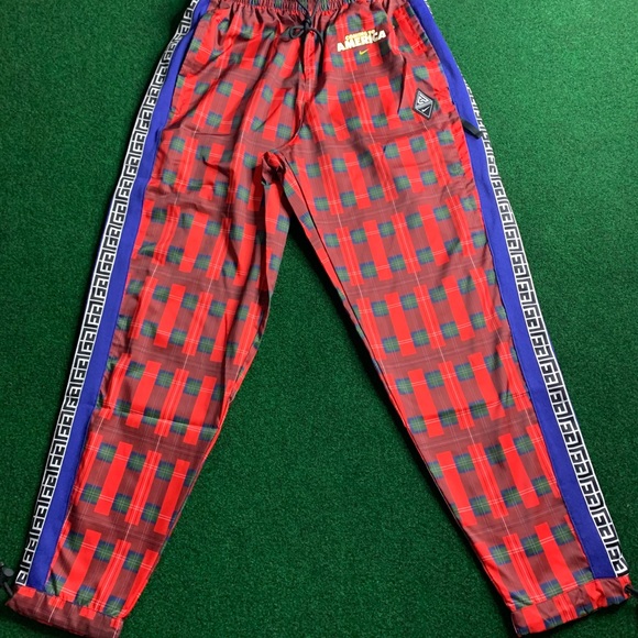 nike plaid sweatpants